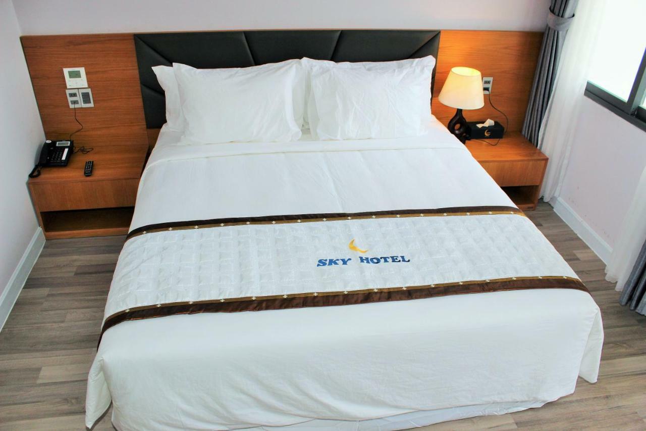 Sky Hotel Hong Ngu Bagian luar foto
