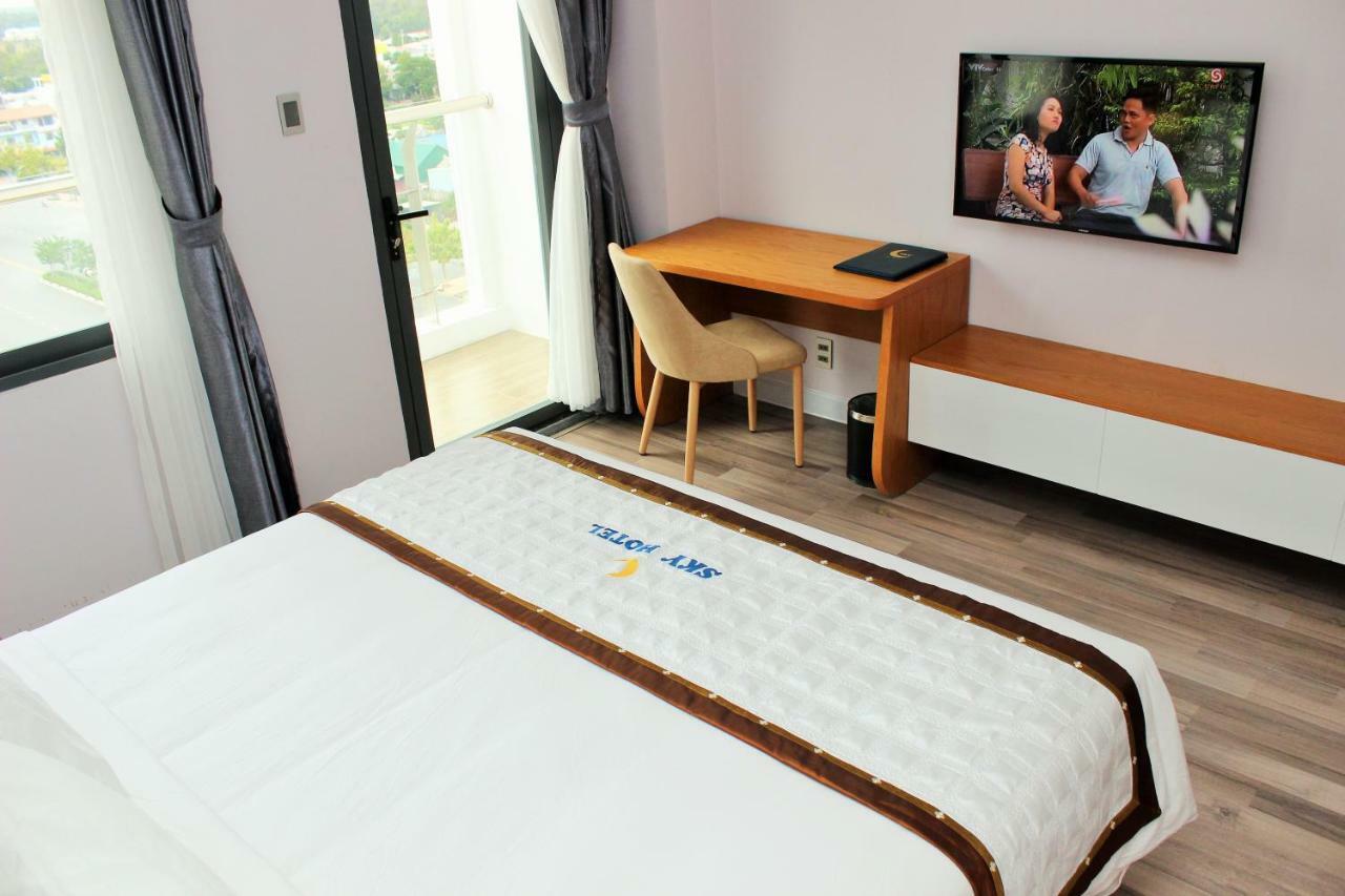Sky Hotel Hong Ngu Bagian luar foto