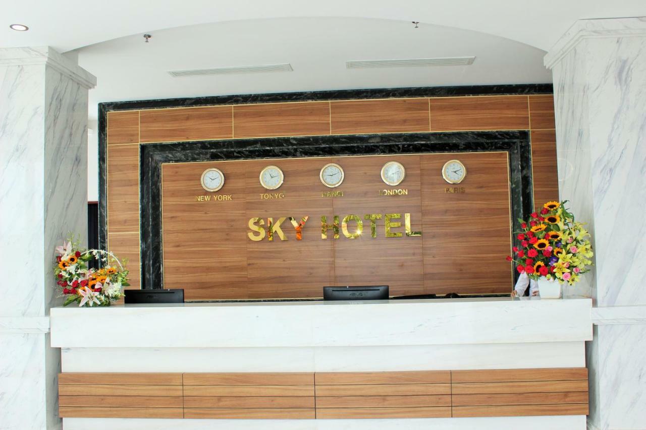 Sky Hotel Hong Ngu Bagian luar foto