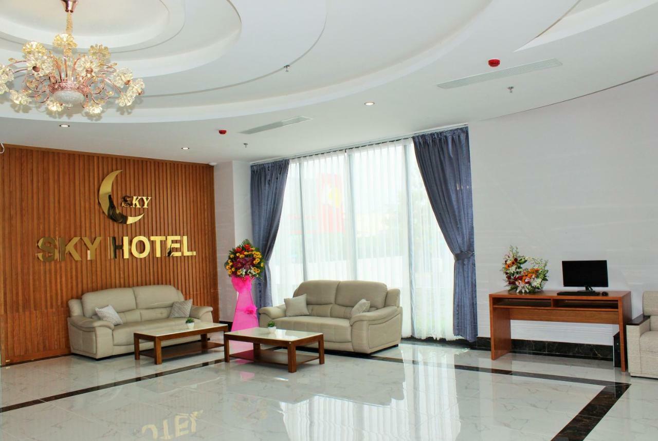 Sky Hotel Hong Ngu Bagian luar foto