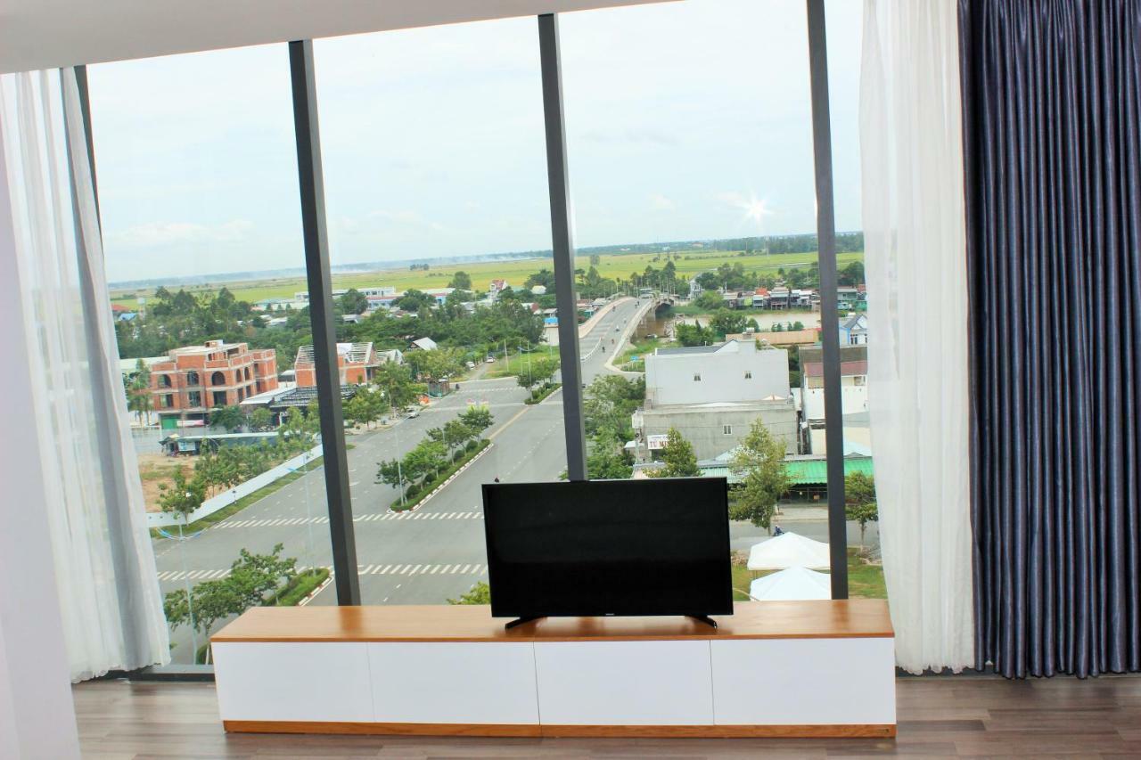 Sky Hotel Hong Ngu Bagian luar foto